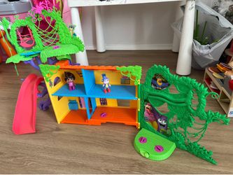 Dora explore & play
