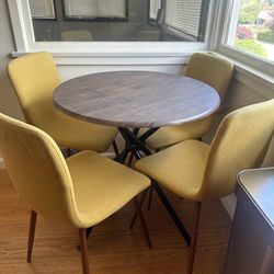 Round Dining Table With 4 Chairs 