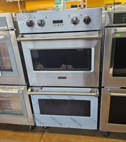Viking Built in Double wall oven 30 inch wide stainless steel