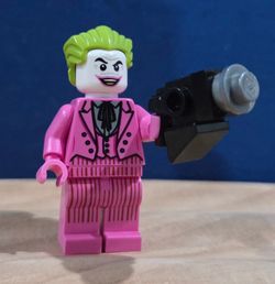 LEGO Super Heroes zMinifigure Classic Joker 2016 from set 76052