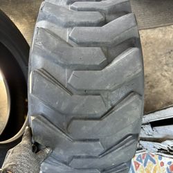 12-16.5 Tractor Tire 