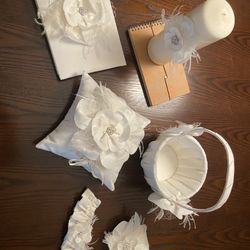Wedding Accessories 