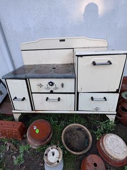 Antique Stove, Occidental, Cast Iron Stove.