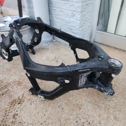 BMW S1000RR 2022 FRAME SALVAGE TITLE IN HAND 