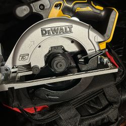 Dewalt Circular Saw Brand New Tool Only 