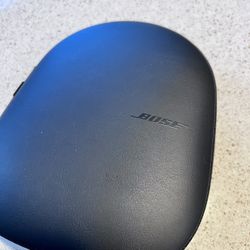 Brand new - Bose Noise Cancelling Headphones 700
