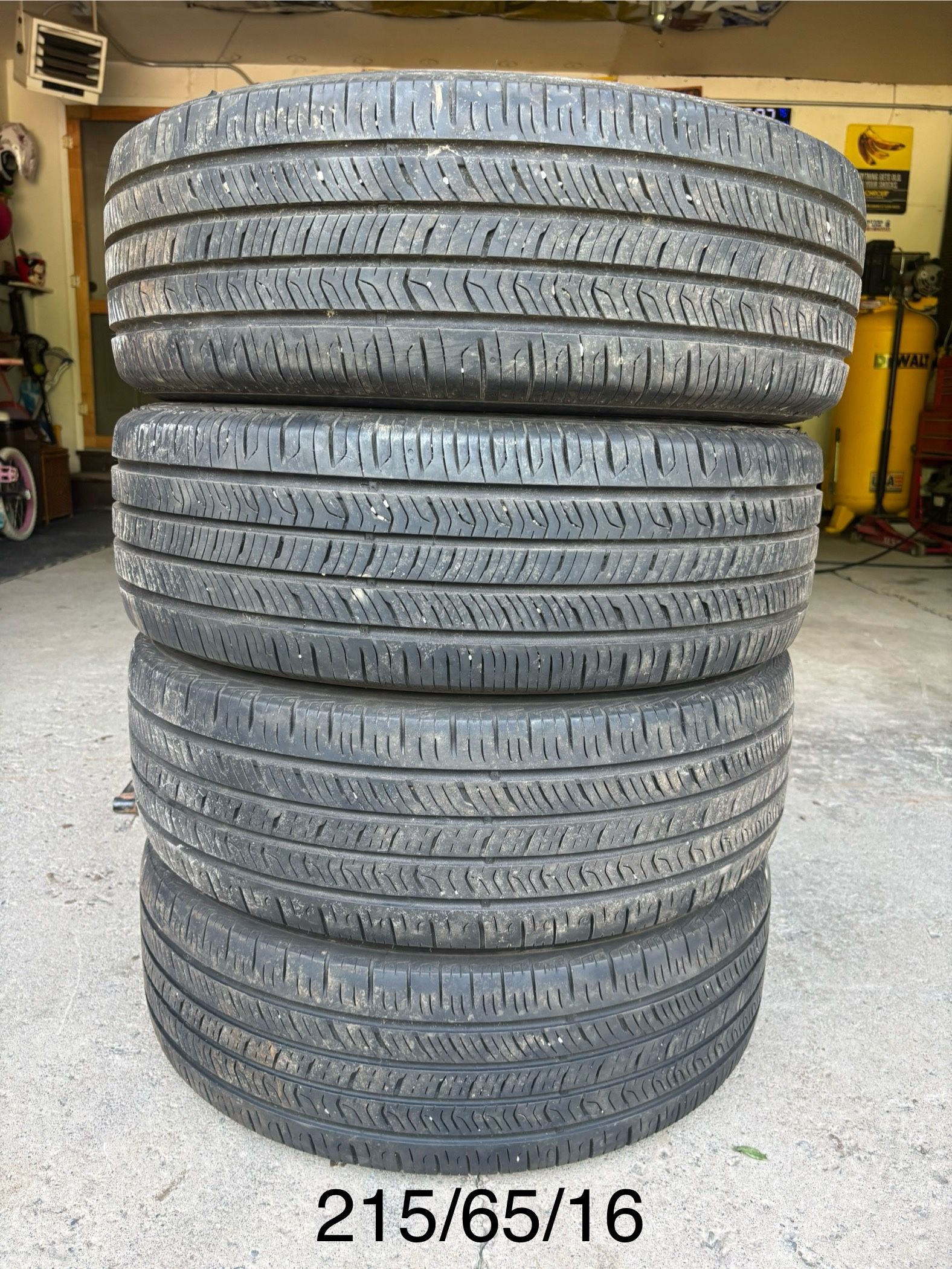 (4) - 215/65/16 Hankook Kinergy PT Tires