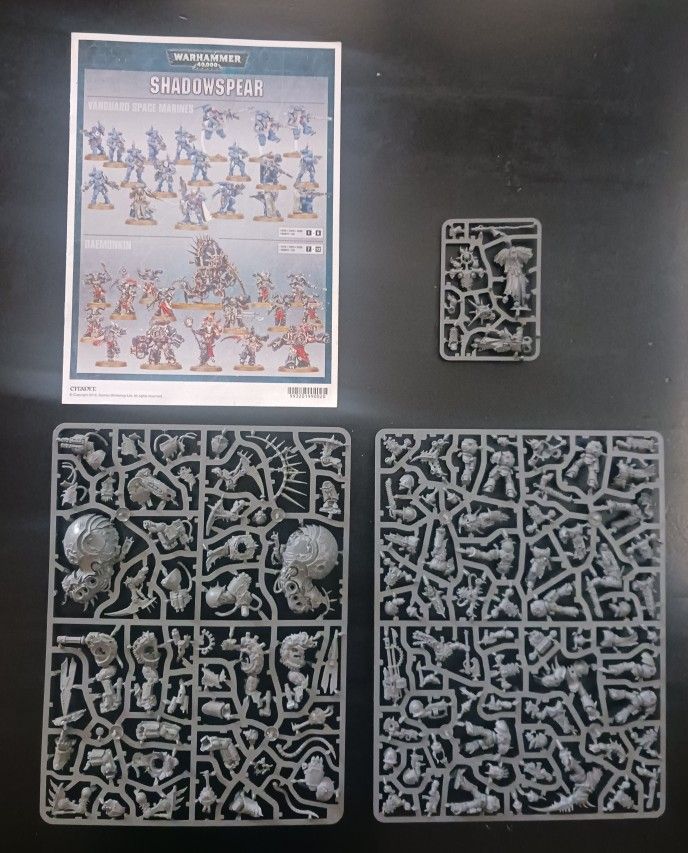 Warhammer 40K: ShadowSpear. Chaos Half. w/ Extra 'C' Spru(10 More Chaos Marines, 2 More Greater Possessed)NoS!