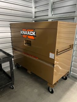 Knaack box