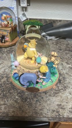 75 Anniversary Winnie the Pooh snow globe