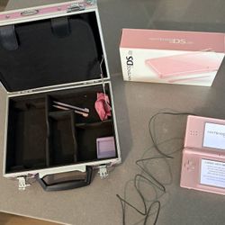 Nintendo DS Lite bundle 