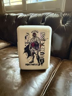 Fortnite 6 can Mini Fridge