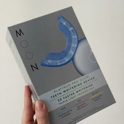 MOON PLATINUM PRO GLOW TEETH WHITENING DEVICE (NWTB, $139 Value )