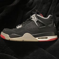 Bred 4’s Jordans 7Y