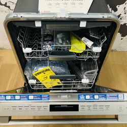 BRAND NEW - BOSCH - 800 SERIES - SUPERSILENCE PLUS - DISHWASHER