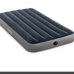 air mattress
