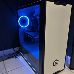 Cyberpower  PC, logitech mouse