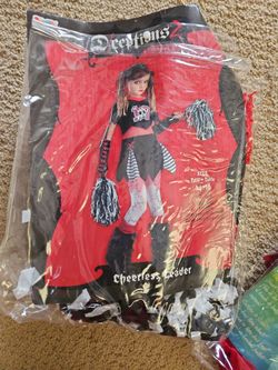 Cheerless Leader Costume