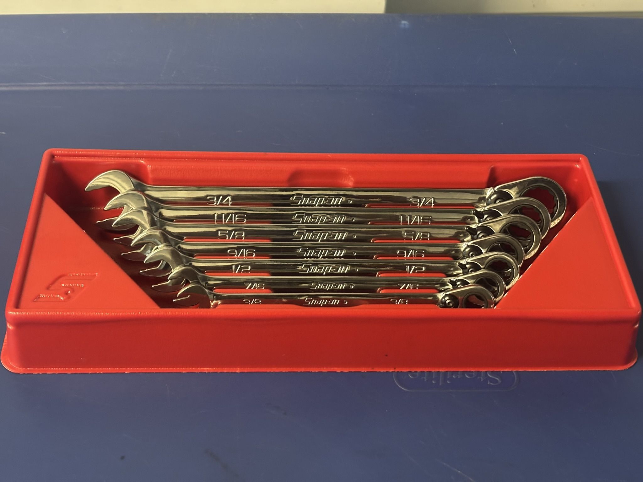 Snap-on Tools 7 pc 12-Point SAE Flank DriveR Plus Reversible Ratcheting Combination Wrench Set (3/8-3/4")