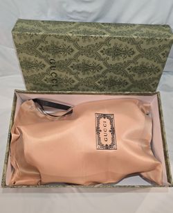 Gucci Slides Size 38 (Women's 7.5/8)