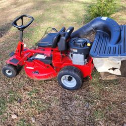 Snapper 28 Riding Mower bagger for Sale in Snow Camp NC OfferUp