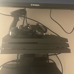 PS4 PRO