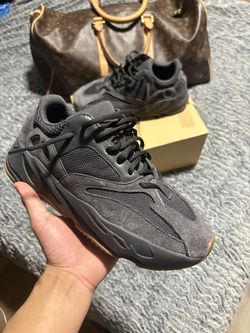 Adidas Yeezy 500 “Utility Black” Size 9