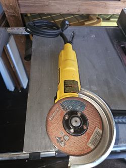 DeWalt Angle Grinder — Almost New