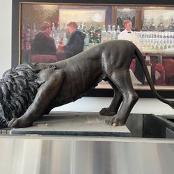 Metal Lion Drinking Water Statue 