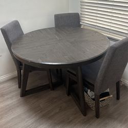 Dinning Table