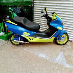 Chinese Scooter MP 250 A Jcl for Sale in Brooklyn NY OfferUp