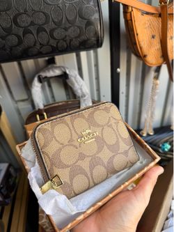 Coach wallet