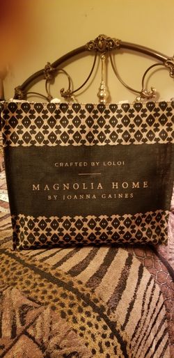 Magnolia Home Bag, 16 X 14 In