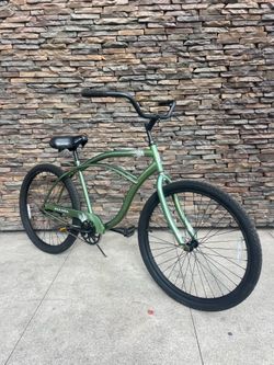 Kulana Cycles “ Huki “ 26 inch Beach Cruiser Metallic Green Flake