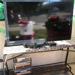 Emerson 36 “ HDMI TV