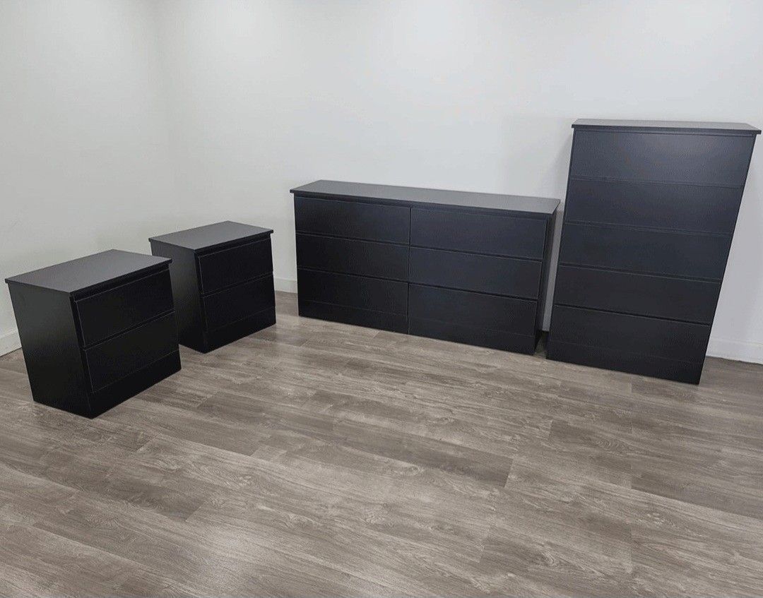 DRESSER, CHEST AND TWO NIGHSTANDS