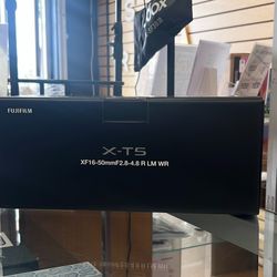 Fujifilm X-T5 With 16-50mm Lens