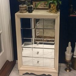 Mirrored Cabinet