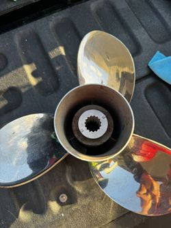 Vengeance Mercury 14 Pitch Prop