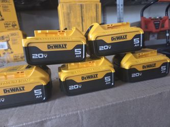 DEWALT 20V MAX Premium Lithium-Ion 5.0Ah Battery