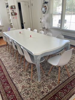 Dinning Room Table and Chairs