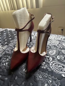 Nine West Oxblood T-Strap heels