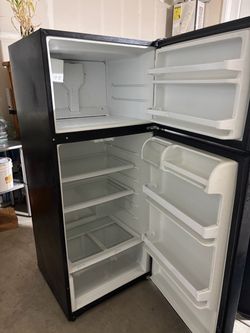 Whirlpool Black Refrigerator with Freezer