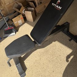 Titan Adjustable Bench