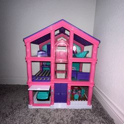 Doll House 
