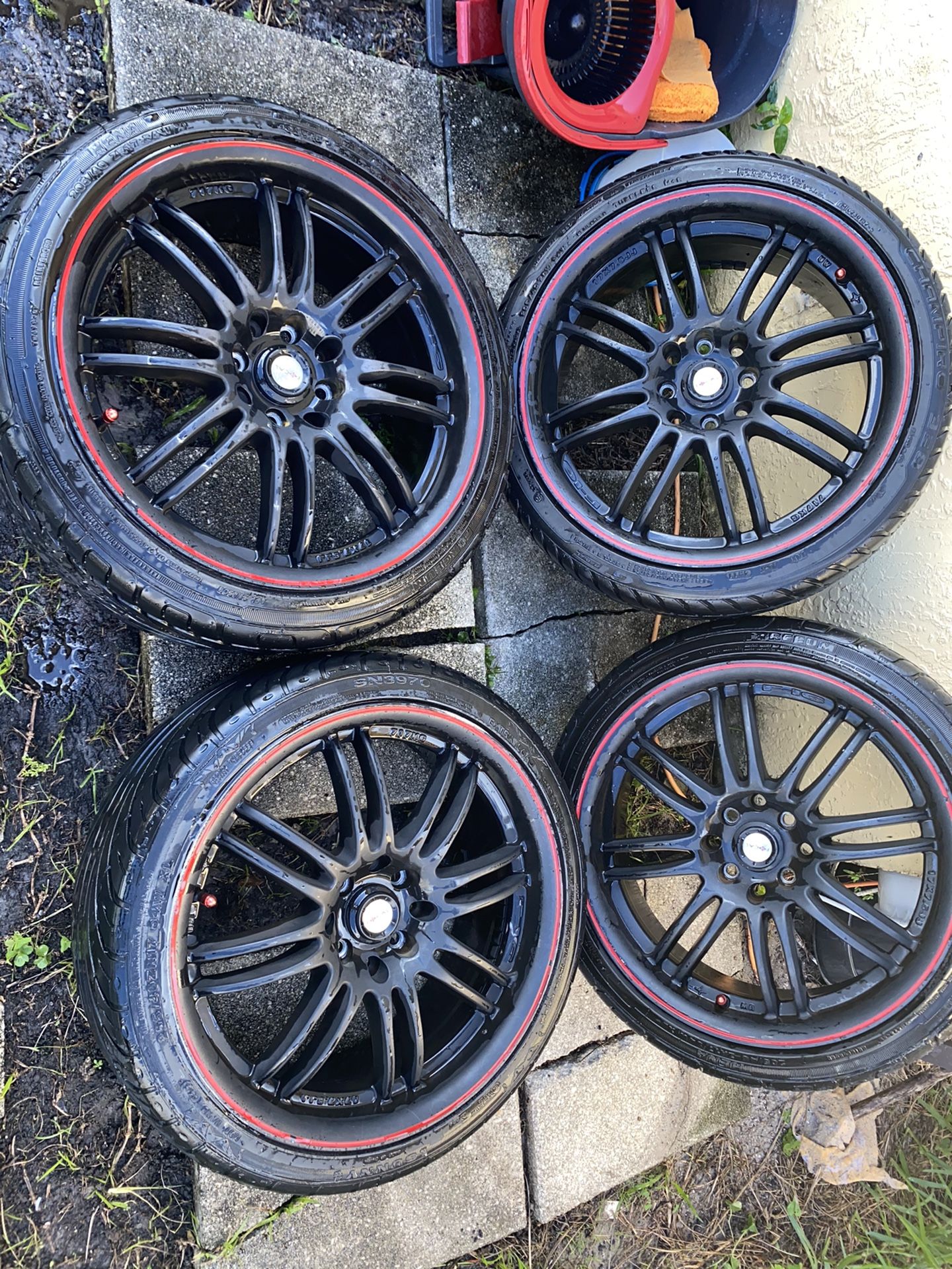 Black Rims With Red Details 17” Rims