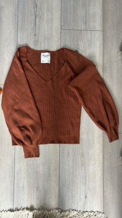 LOT of FREE PEOPLE and A&F WOMENS CLOTHES