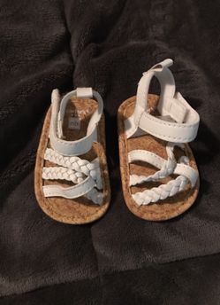 Carter's baby sandals - NB