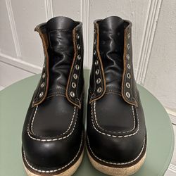 Red Wing Moc Toe 