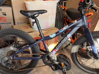 REI coop kids bike 20-inch 6-speed, disc brakes